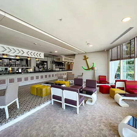 Catamaran Quality Times Resort 5*