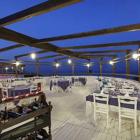 Catamaran Quality Times Resort 5*